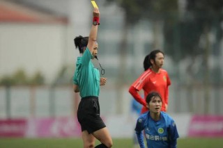 重庆女足球(重庆女足教练)，重庆女足教练带领下的女足球队，重庆女足教练引领下的女足球队风采