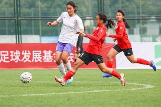 重庆女足球(重庆女足教练)，重庆女足教练带领下的女足球队，重庆女足教练引领下的女足球队风采