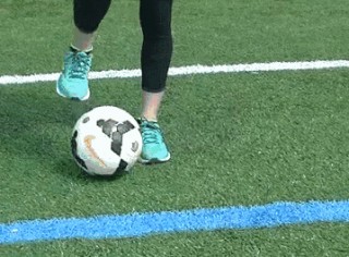 教学足球动作视频(教学足球动作视频讲解)